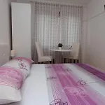 Flamingo Apartamento Makarska