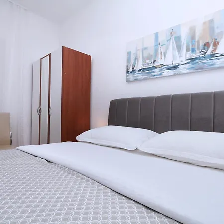 Apartment Flamingo Makarska
