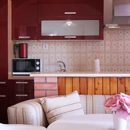 Flamingo Apartment