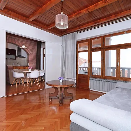 Apartman Flamingo *