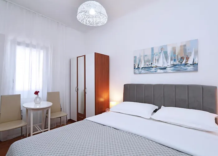 Flamingo 마카르스카