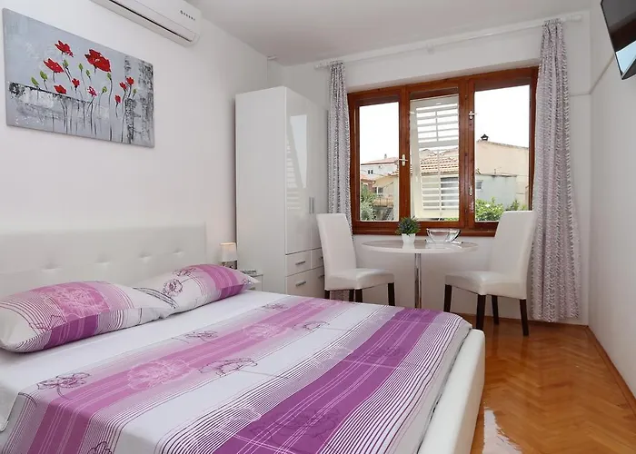 Flamingo * מאקרסקה